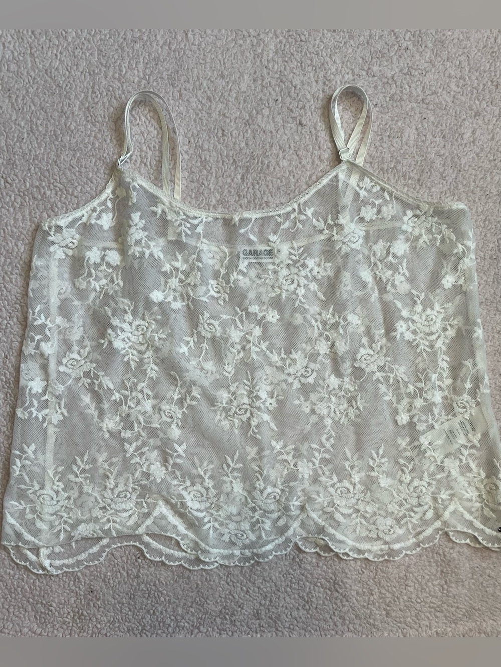4pcs Bundle of Camisole and Tops